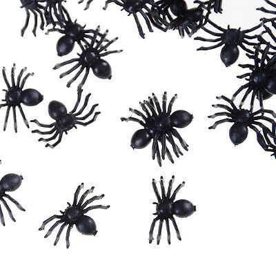 50 piezas Pequeños Juguetes de Araña Falsos Plástico Negro Halloween Broma Divertida Broma Accesorios -CJ