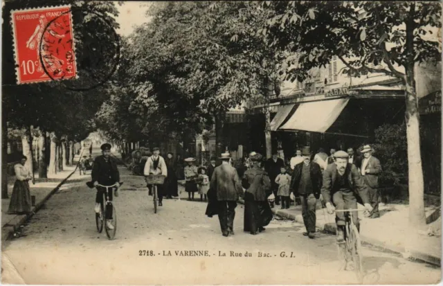 CPA La VARENNE La Rue du Bac (65632)