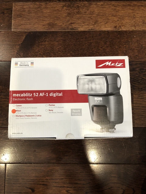 Nikon Flash- Metz Mecablitz 52 AF-1 Digital Electronic Flash