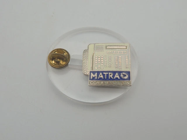 Pin's MATRA DEFENSE – Style EGF – Fabrication Française – Collection Militaire