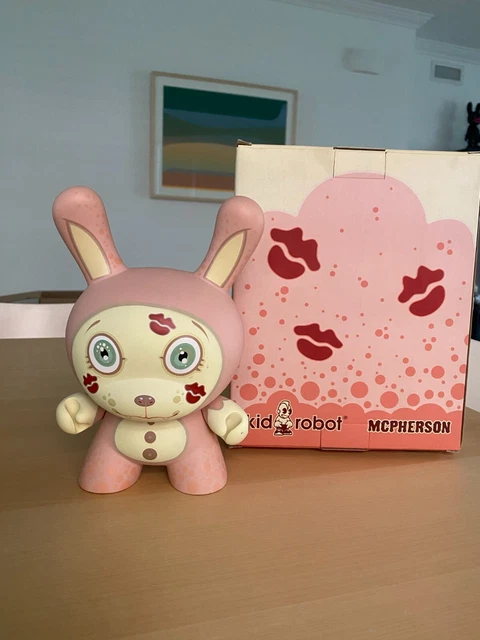 Dunny by TARA MCPHERSON 8-inch vinyl Kidrobot Dunny by TARA MCPHERSON 8-inch vinyl Kidrobot