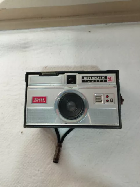 viejo 1963 Kodac instamatic cámara 50 en estuche de cuero