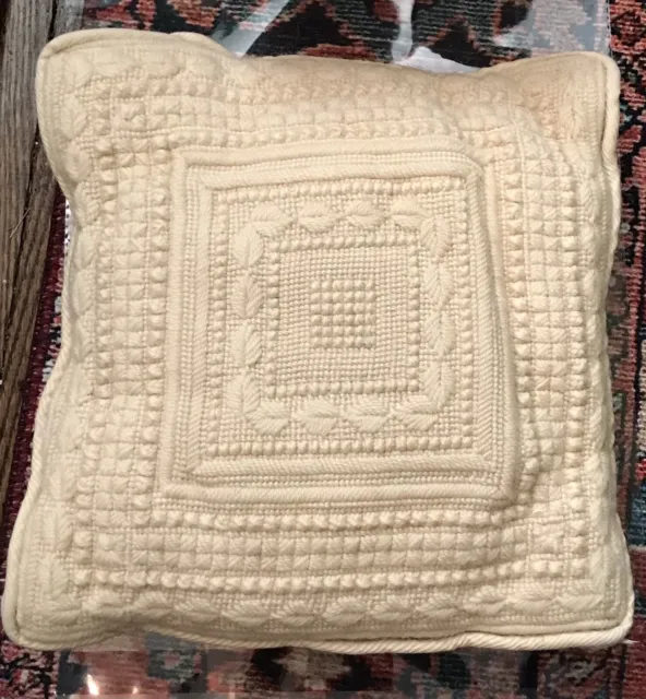Vtg Hand Knit Crochet Pillow Corduroy Backed Cream Leaf Design 11 inches Granny