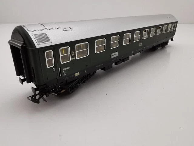 Voiture à Lanternaux éclairée - Échelle HO - Schicht Art.-Nr. 426/875 (occasion)