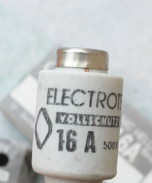 10x Electrotechnic Hellas Fusible bouteille 16A 500V. Lot de 10 5