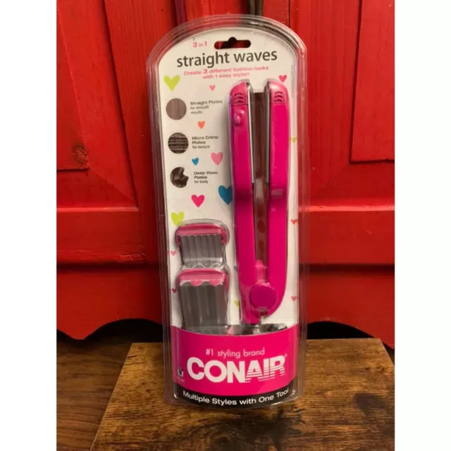 Brand New Conair CS99WR3 3-in-1 Straight Waves Flat Iron Straightener Giftable!