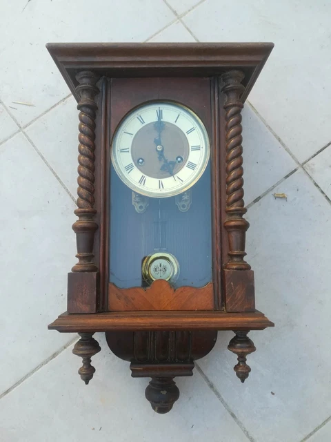 Ancienne Horloge murale JUNGHANS style HENRI II