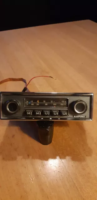 Mercedes Benz W114/8 Oldtimerradio Blaupunkt Münster. Guter Zustand funktioniert