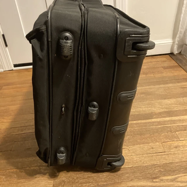Tumi Black Alpha Wheeled Garment Bag 2233D3 Extended Trip Rolling Wardrobe 6