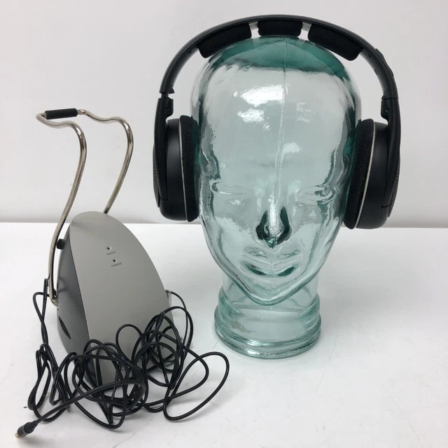 SENNHEISER HEADPHONES HDR 120 II Wireless Over Ear w Charging Stand