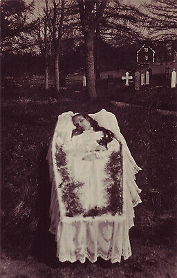 Antique Post Mortem Funeral Photo 1105b Oddleys Strange & Bizarre