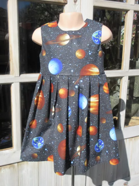 Ärmelloses Kleid, schwarz, Planeten, 3-4 Jahre, neu, handgefertigt