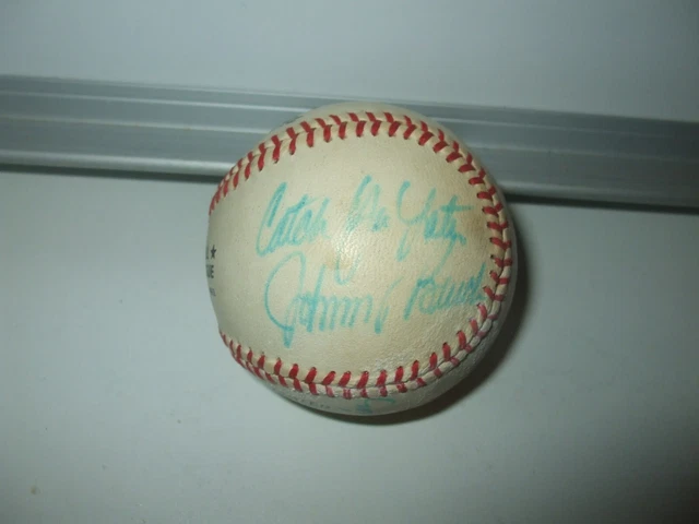 Johnny Bench - Pete Rose - Tony Perez - Signed Baseball Cincinnati Reds Johnny Bench - Pete Rose - Tony Perez - Signed Baseball Cincinnati Reds