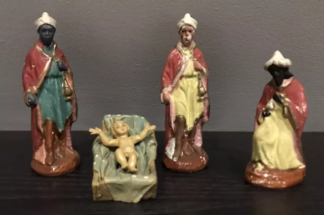 Lot de 4 santons crèche plâtre et résine