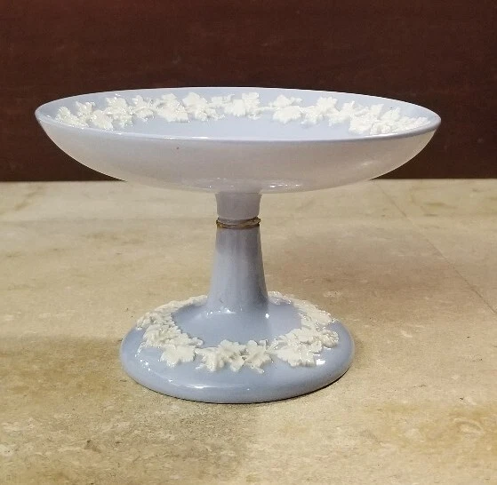 VINTAGE WEDGWOOD BLUE Jasperware Grapevine Compote Candy Dish Pedestal