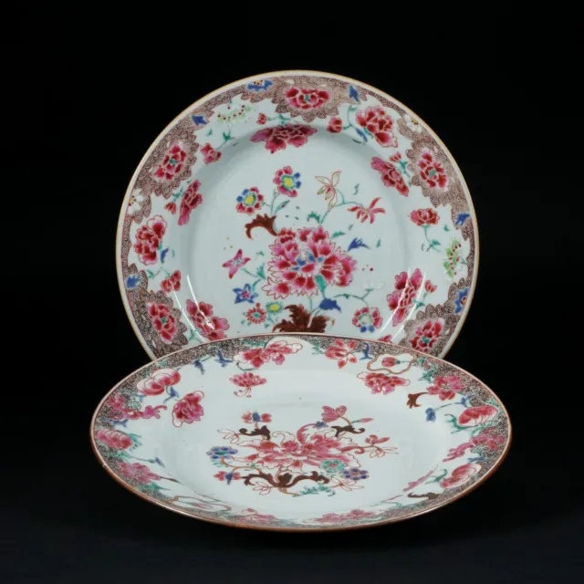 ⭕️ Pair 18th Century Chinese Export Famille Rose Plates, Kangxi Yongzheng Period