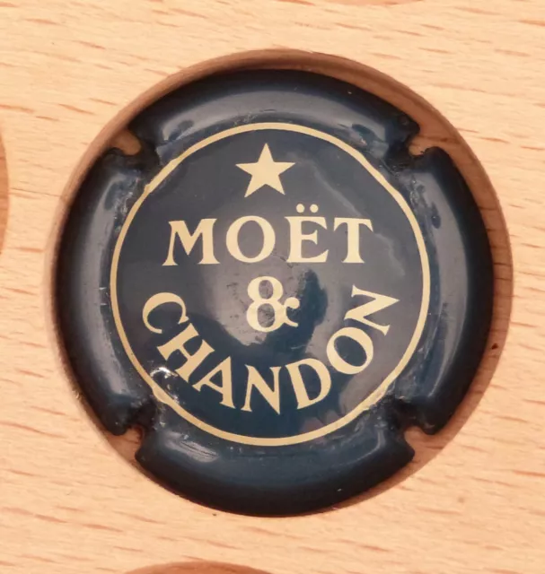 Capsule de Champagne Moet et Chandon n° 154