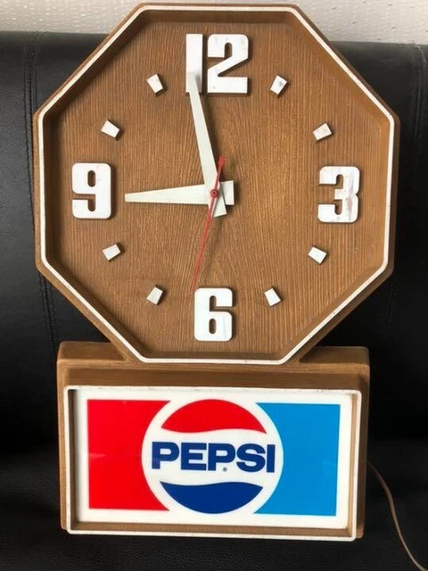 Rare 1986 Vintage PEPSI COLA Large wall clock Good Condition