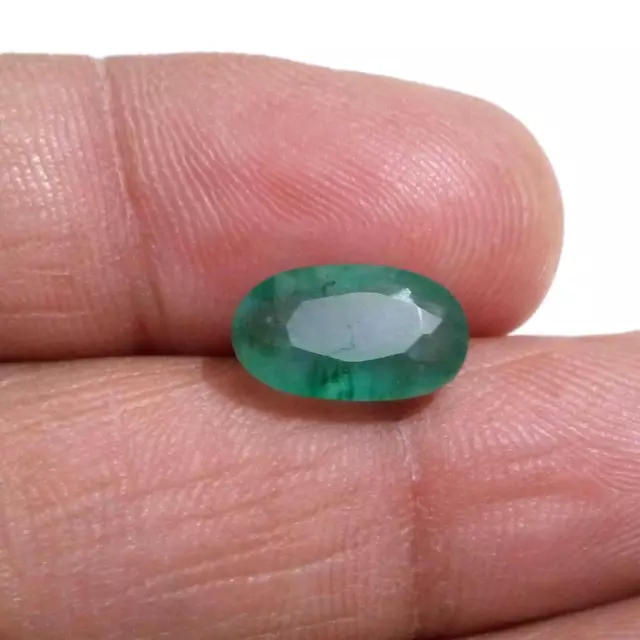 Awesome Zambian Emerald Oval Shape 4.20 Crt Natural Green Faceted Loose Gemstone