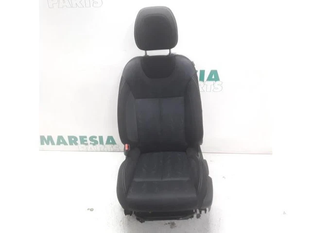 P9990264 Sitz links CITROEN C4 II (B7) 8217F7