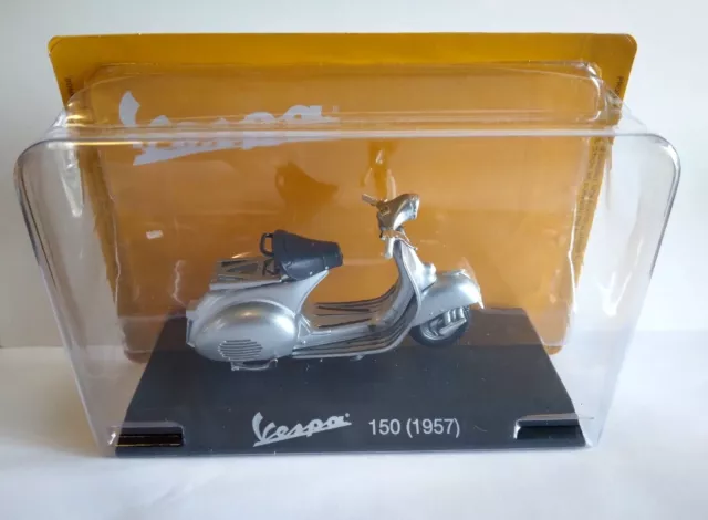 Die Cast Vespa 150 (1957) - Vespa Collection Échelle 1/18