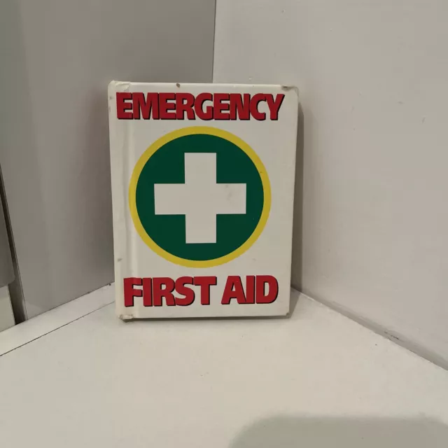 Emergency First Aid (Parragon) by Author Unknown Book The Cheap Fast Free Post