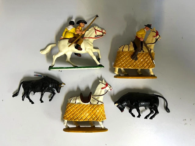 STARLUX plastique 1/32  - La CORRIDA avec Matador Lot 4