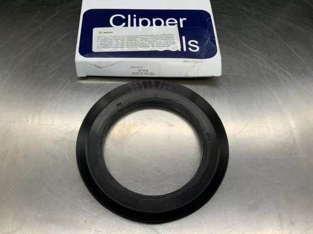 JM Clipper 4QTR18 Oil Seal, Single Lip