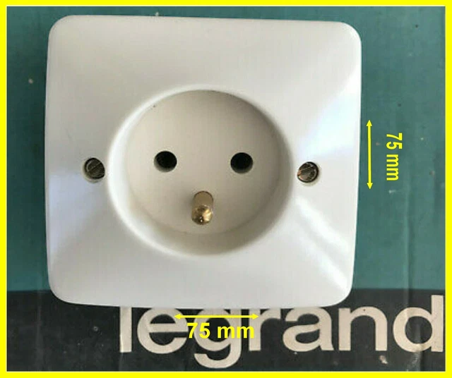 Ancien LEGRAND Neptune,Prise Electrique Courant avec Terre,VINTAGE,75x75 mm Neuf