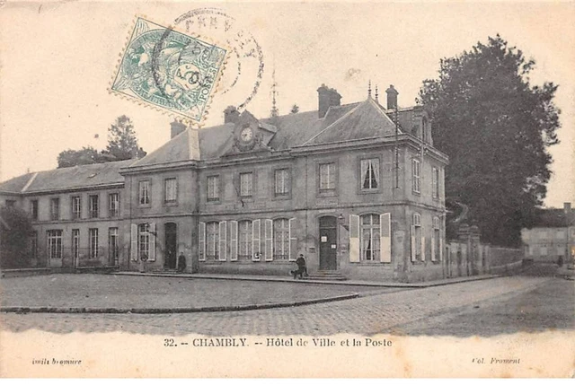 60 - CHAMBLY - SAN67012 - Hôtel de Ville et la Poste