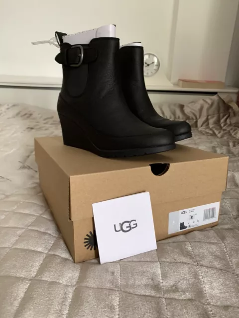 Ugg arleta online wedge boot