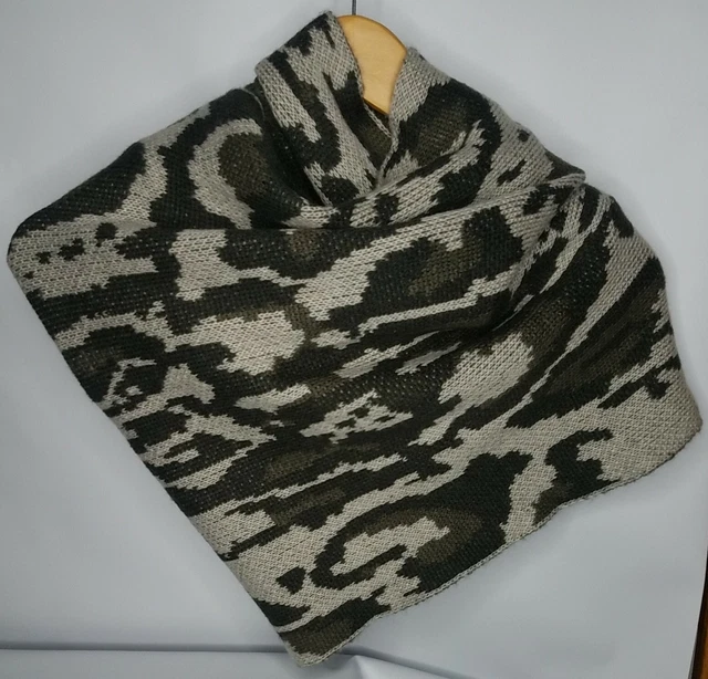 Tahari Jersey Knit Shawl Infinity Scarf Acrylic Olive Green Camo One Size Wide