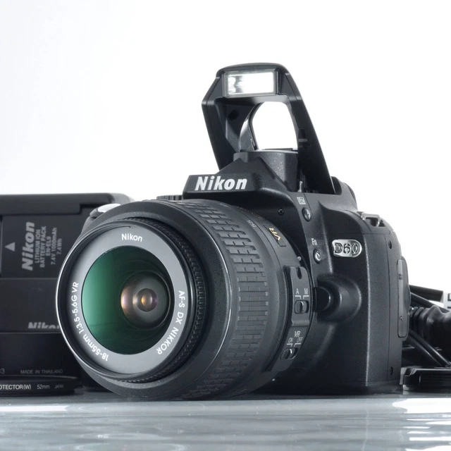 NIKON D60 DSLR Camera + AF-S 18-55mm VR Lens from Japan