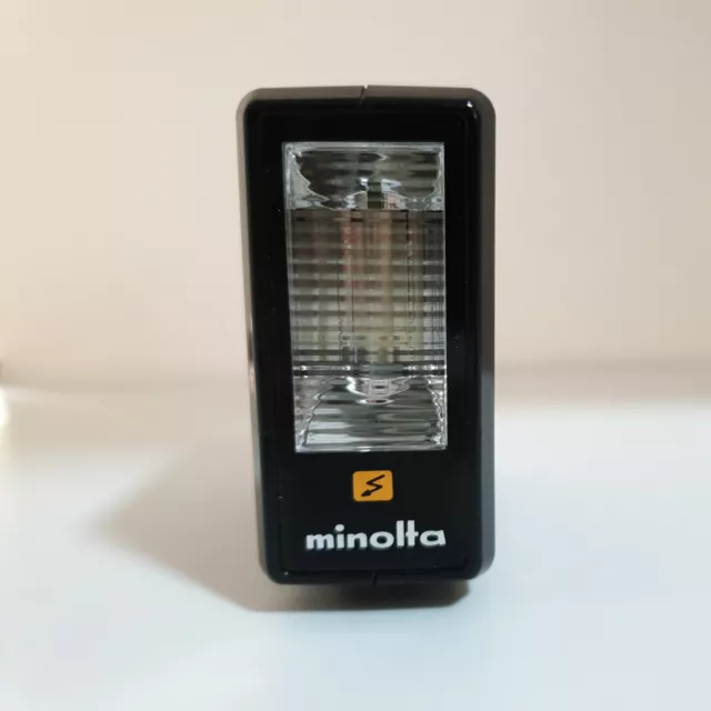 MINOLTA ELECTROFLASH•2 With MINOLTA LEATHER FLASH POUCH Battery Operated Japan