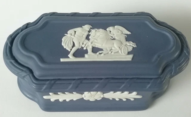 Wedgwood Portland Bleu Oblong Bibelot Boite