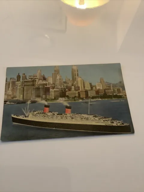 Postcard Cunard Rms Queen Elizabeth In New York Colour Unused