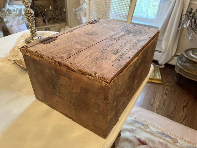 wood explosives lidded wood hinged box Dupont old atlas powder antique vtg old