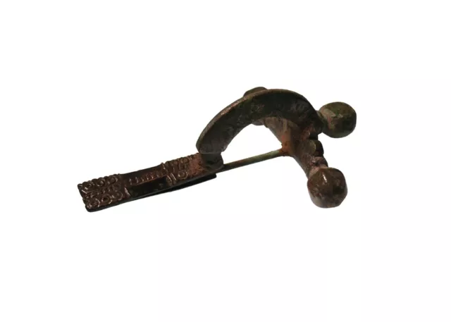 Römische Zwiebelknopffibel mit reicher Augen Verzierung, Bronze Fibel Sammlung