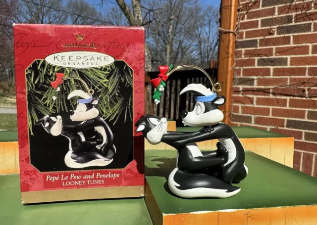 VTG Hallmark Keepsake Pepe Le Pew Penelope Looney Tunes Ornament 1998