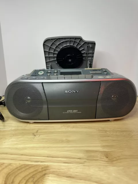 Sony CFD-S01 CD Cassette AM/FM Radio Portable Boombox Stereo Player TESTED WORKS