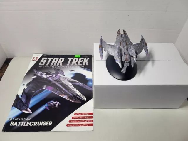 Star Trek JEM'HADAR Battlecruiser with Booklet