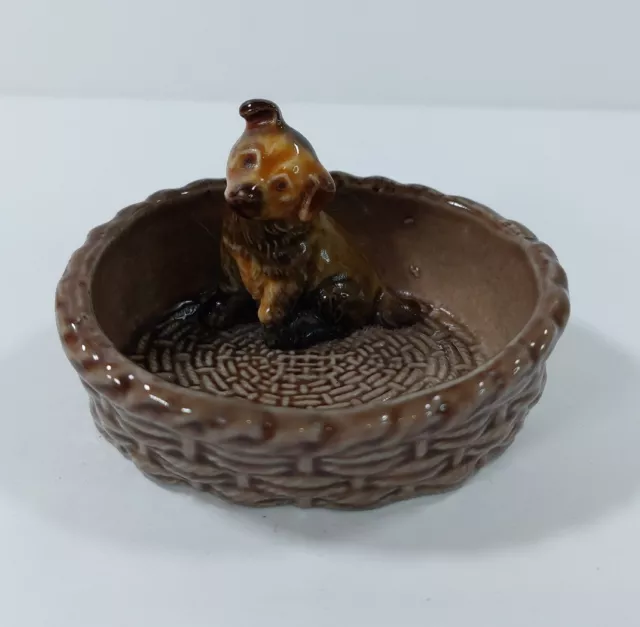 Wade Dog Trinket Pin Dish Ashtray Ceramic Alsatian Puppy In A Basket Vintage GSD