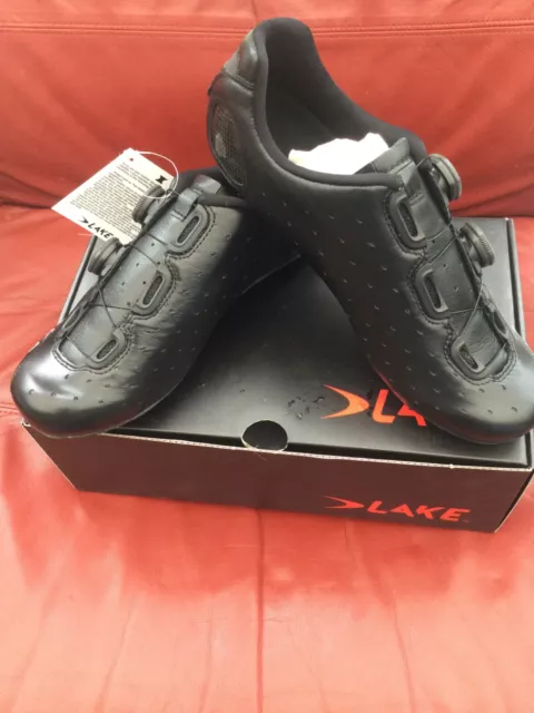 Lake CX332 Carbon Road Racing Cycling Shoes, Black/Silver, Size 43 EU, RRP £375