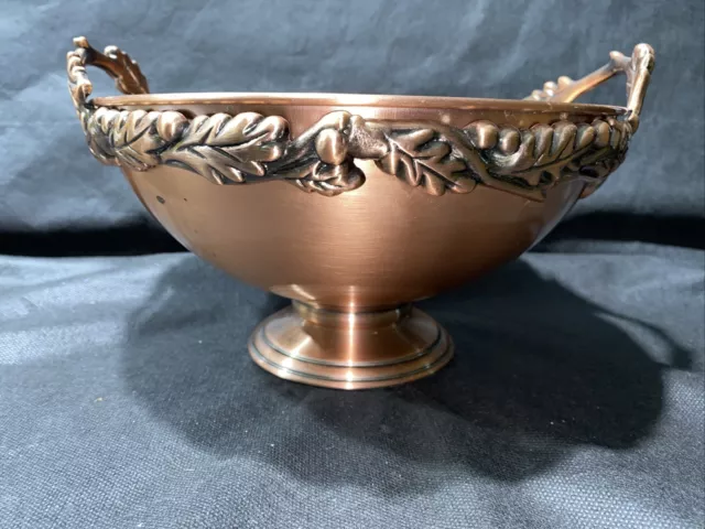 Vintage Footed ornate Leaf copper decorative center piece pedestal bowl planter