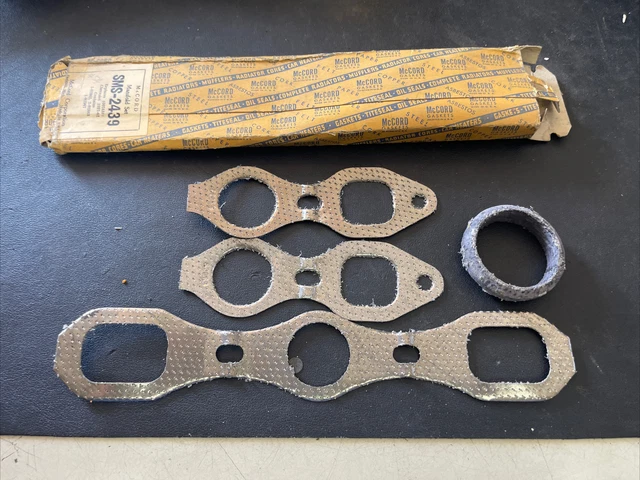 NOS 1937-1942 Chevrolet Manifold Gasket Set McCord SMS-2439