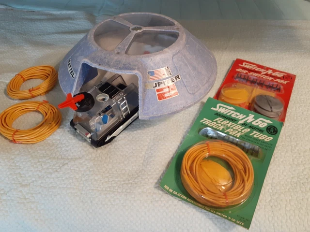 Working Mattel 1966 Lost in Space Playset w/Jupiter 2 Spaceship, Chariot Vehicle Working Mattel 1966 Lost in Space Playset w/Jupiter 2 Spaceship, Chariot Vehicle