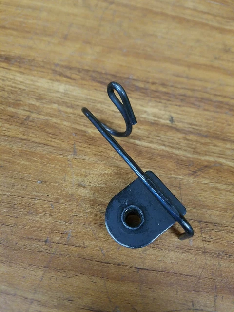 Honda 400EX oil tank breather tube guide