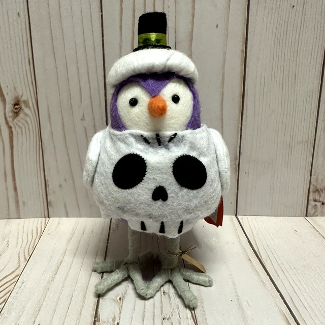 TARGET FEATHERLY FRIENDS Hyde and Eek Boutique Halloween Socket