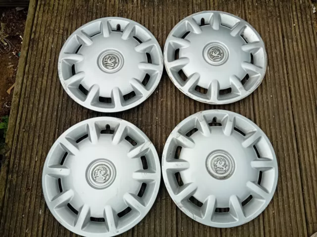 x4 Vauxhall Astra 14" Wheel Trims Hub Caps Set Genuine