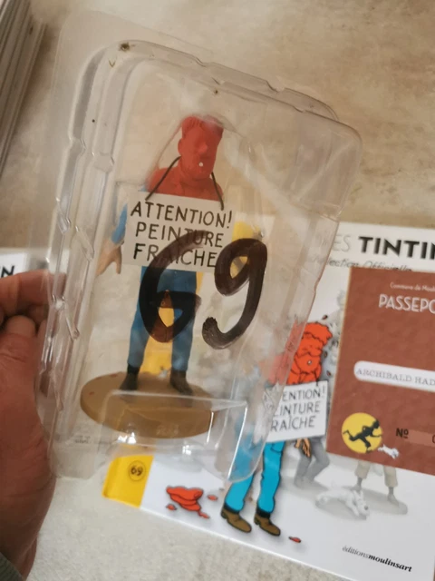Haddock Covered In Paint - Figurines Tintin La Collection Officielle